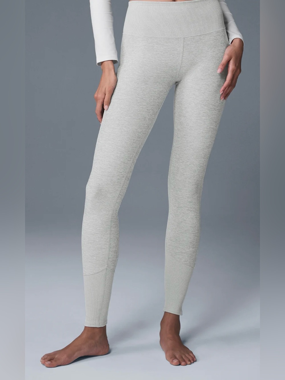 Alo Yoga High-Waist Alosoft Lounge Leggings, size Small - Picture 6 of 10